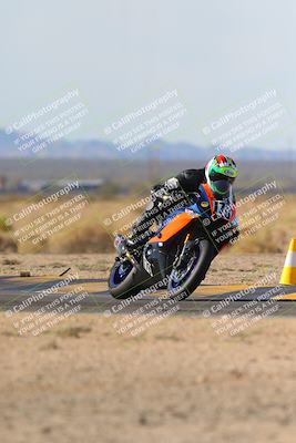 media/Dec-17-2023-CVMA (Sun) [[bf0c04832d]]/Race 3 Supersport Middleweight/